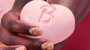 LUSH X BARBIE??

??? ??? ?????! ??? ?? ??? ??? ??????, ??? ???? ?? ???? ??? ?? ???. ?? ?? ??? ?????? ?? X ?? ??? ??? ?? ??? ??????

????
? 1995?, ??? ???? ?(Poole)?? ??
? ?? ?? ? 
? ??, ??, ??? ??? ??? ???
? ?? ??? ?? ??

???????